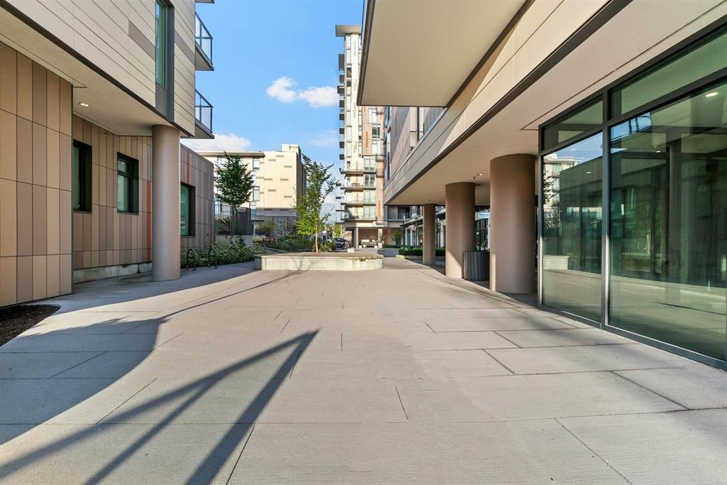 Powder Room Photo of 502 8188 Fraser Street, Vancouver, BC