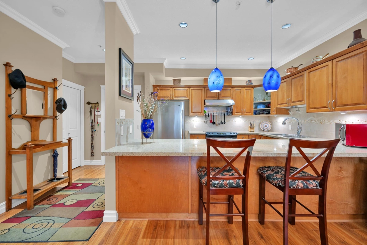 Bedroom 4 Photo of 205 33755 7 Avenue, Mission, BC