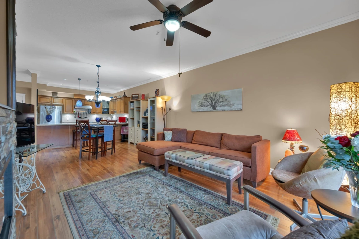 Kitchen Island Photo of 205 33755 7 Avenue, Mission, BC