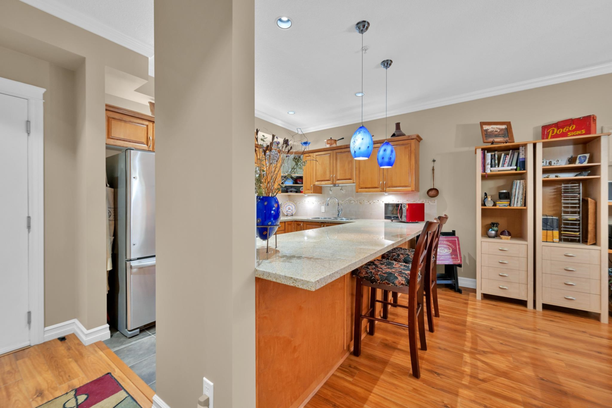 Primary Bedroom Photo of 205 33755 7 Avenue, Mission, BC