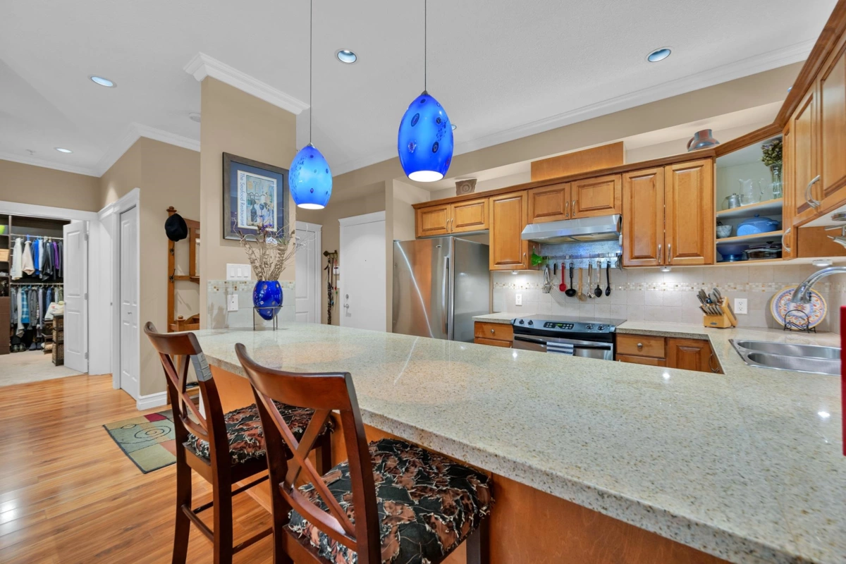 Walk-In Closet Photo of 205 33755 7 Avenue, Mission, BC