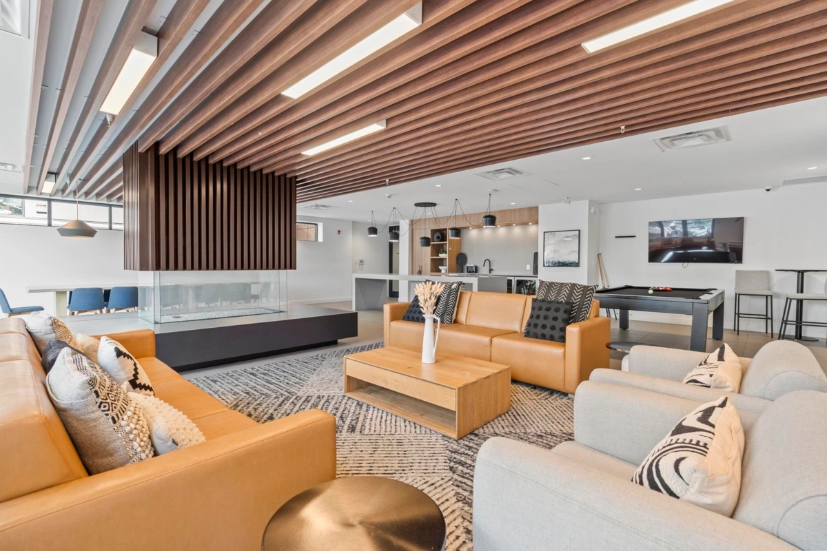 Front Yard Photo of 527 3131 Murray Street, Port Moody, BC