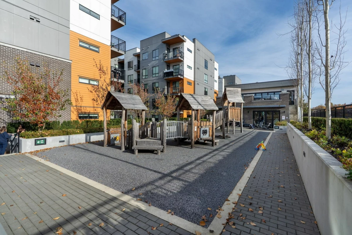Garage Interior Photo of 527 3131 Murray Street, Port Moody, BC