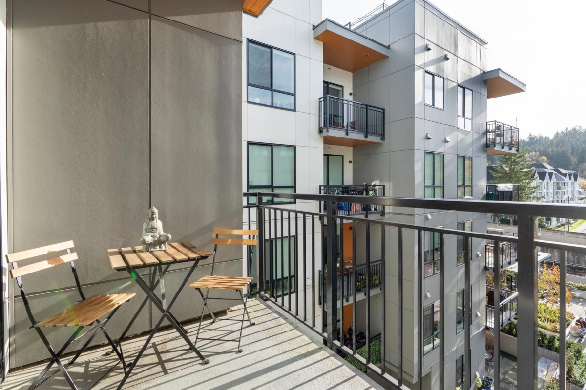 Mudroom Photo of 527 3131 Murray Street, Port Moody, BC