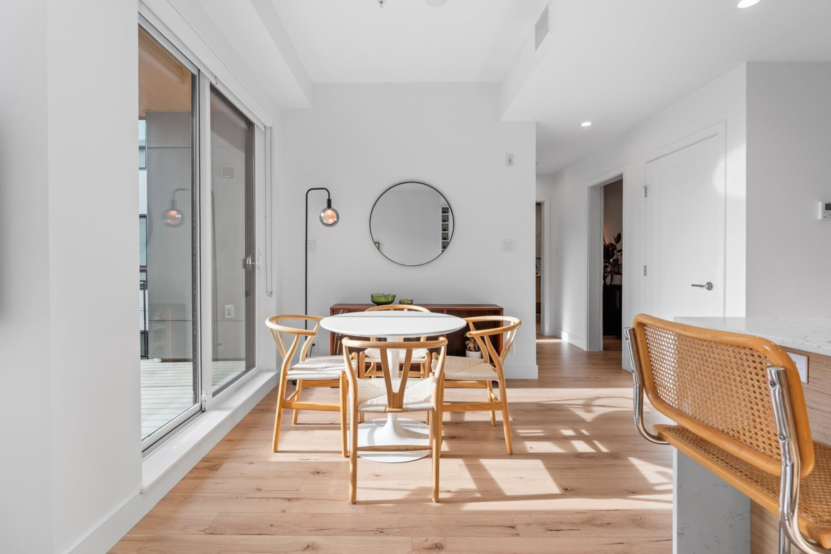 Pantry Photo of 527 3131 Murray Street, Port Moody, BC