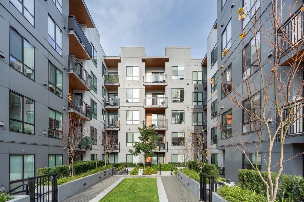 Playground / Recreational Area Near 527 3131 Murray Street, Port Moody, BC