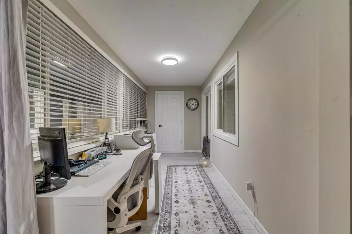 Bedroom 2 Photo of 207 1381 Martin Street, White Rock, BC