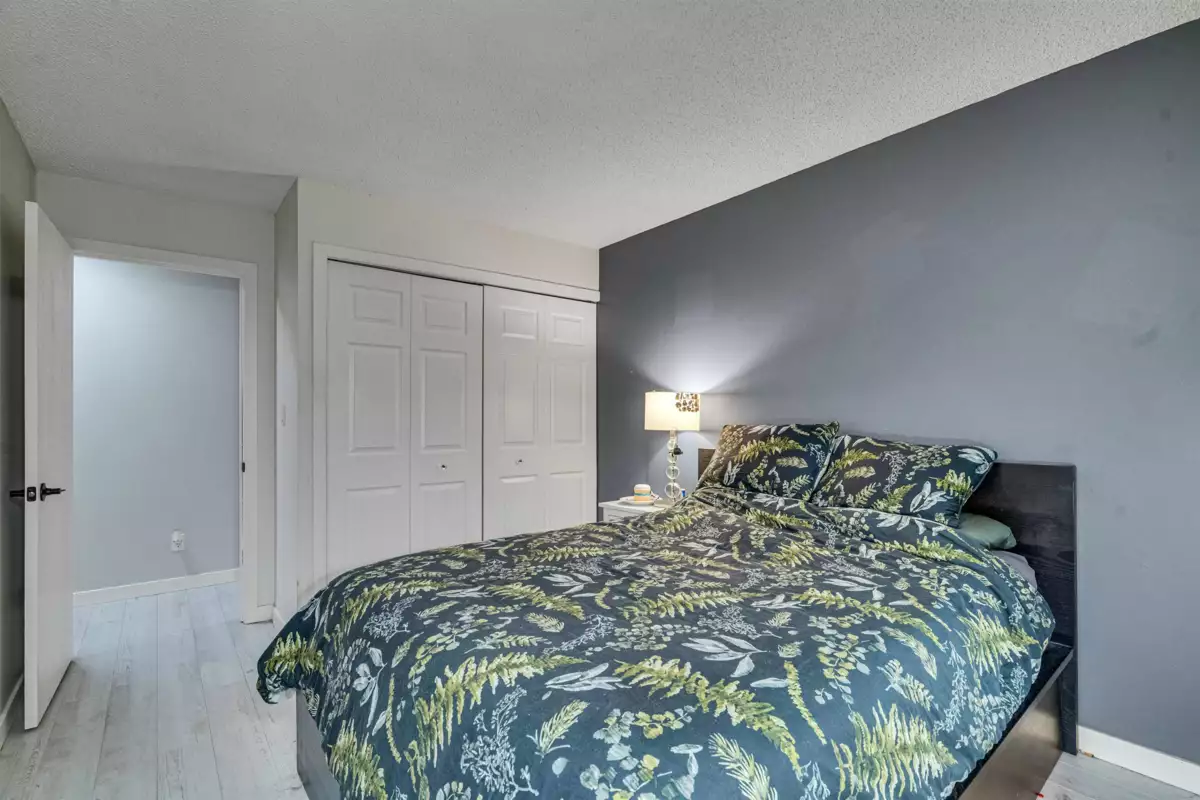 Loft / Bonus Room Photo of 207 1381 Martin Street, White Rock, BC