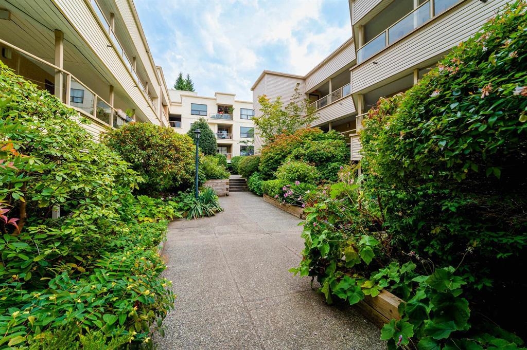 Bedroom 2 Photo of 207 1080 Broughton Street, Vancouver, BC