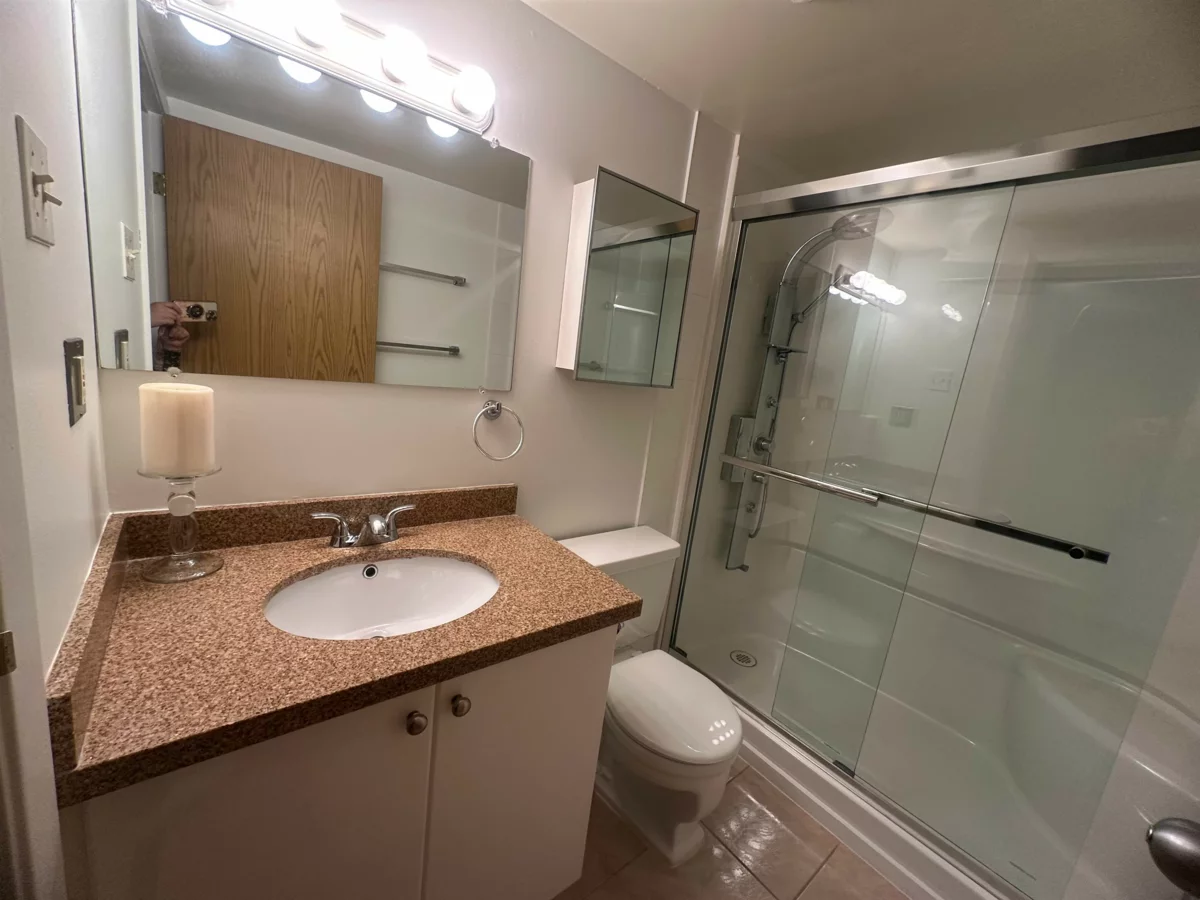 Breakfast Nook Photo of 207 1080 Broughton Street, Vancouver, BC