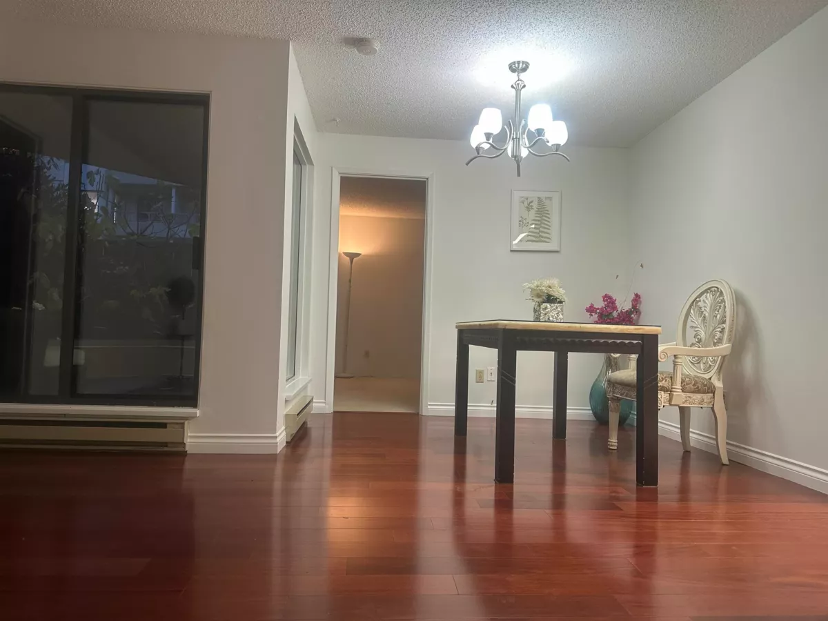 Kitchen Photo of 207 1080 Broughton Street, Vancouver, BC