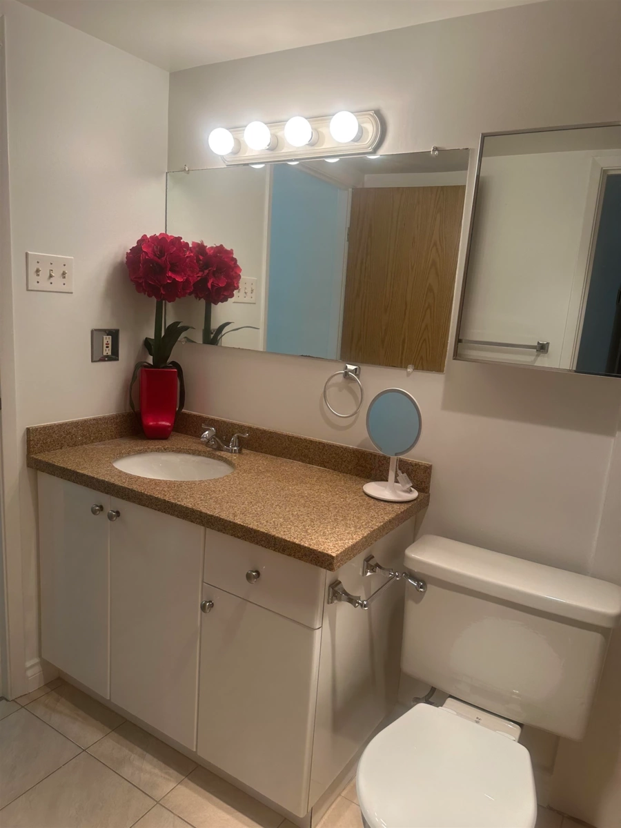 Primary Bedroom Photo of 207 1080 Broughton Street, Vancouver, BC