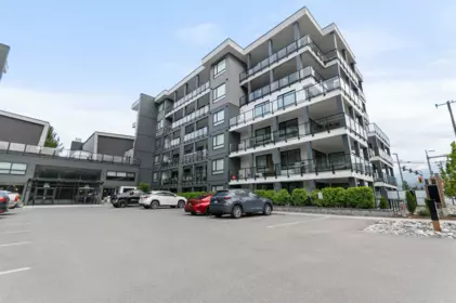 208 45745 Watson Road, Chilliwack, BC, Chilliwack — Apartment/Condo for sale