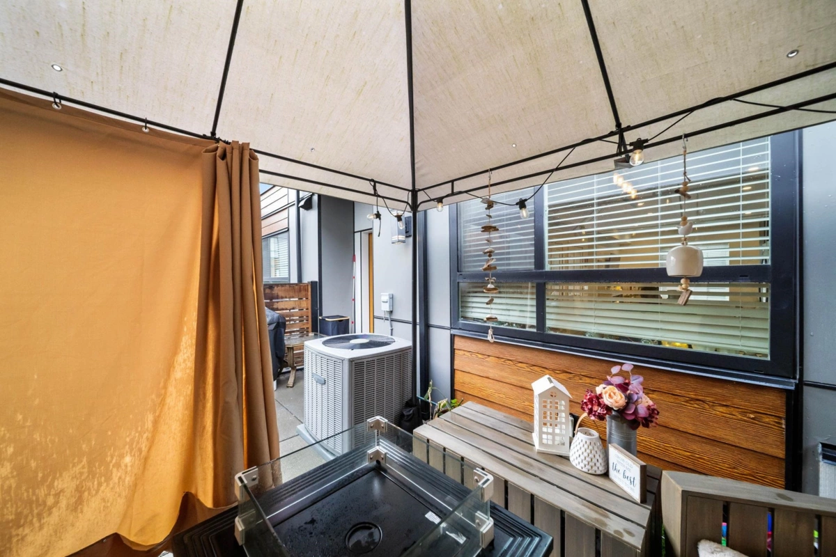 Aerial View of 18 19789 55 Avenue, Langley, BC