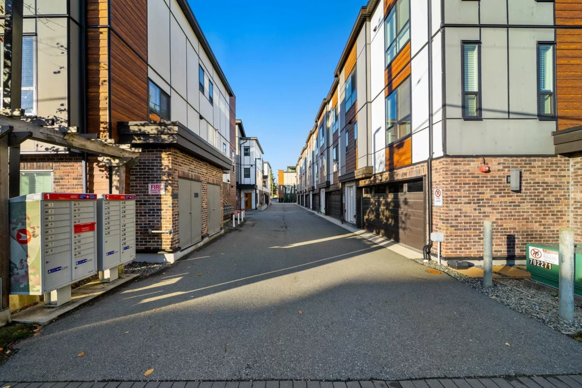 Community Amenities Photo (Clubhouse) of 18 19789 55 Avenue, Langley, BC