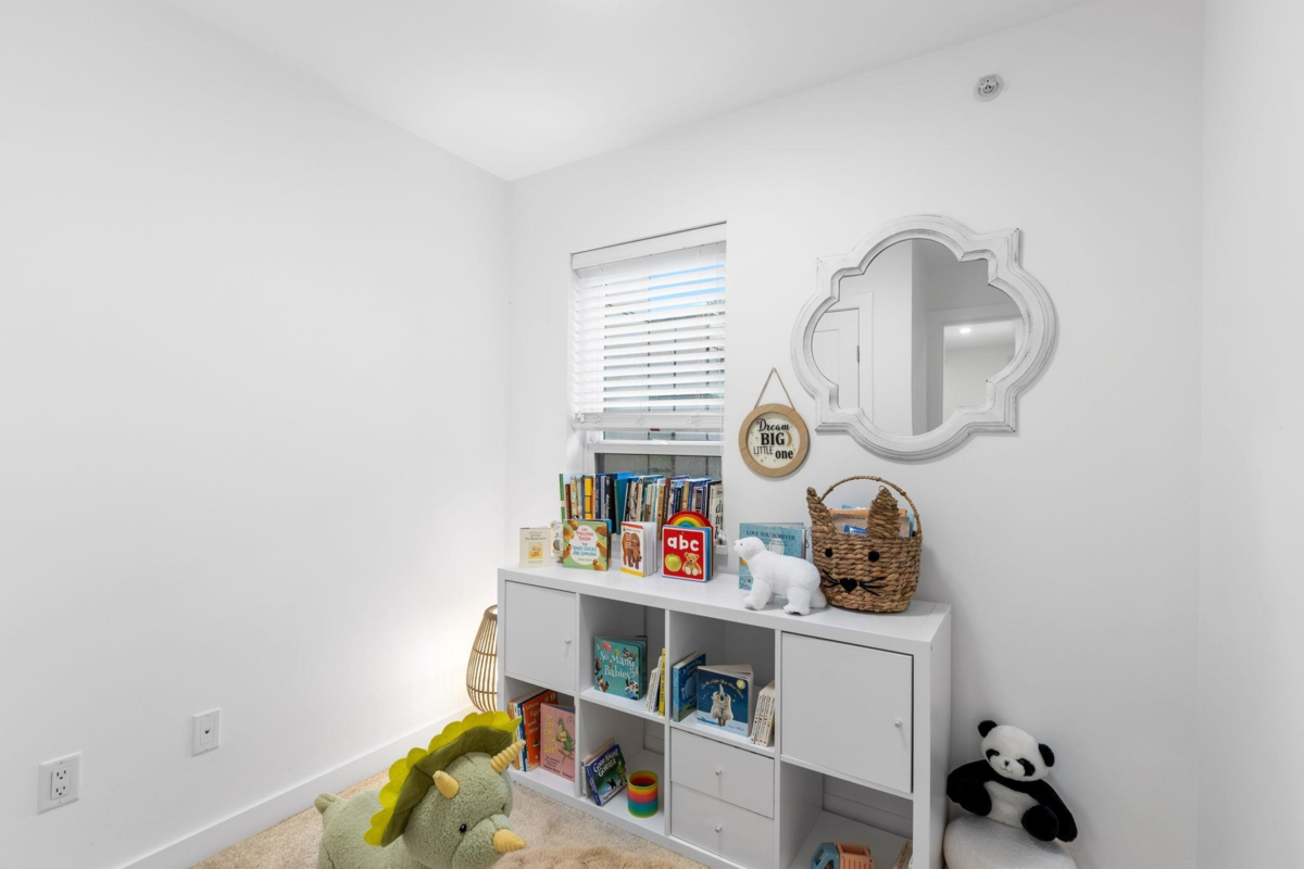 Garage Interior Photo of 18 19789 55 Avenue, Langley, BC