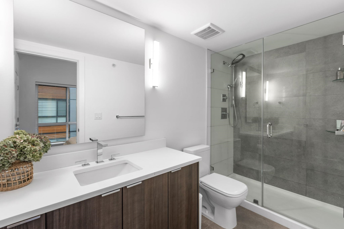 Staircase Photo of 18 19789 55 Avenue, Langley, BC