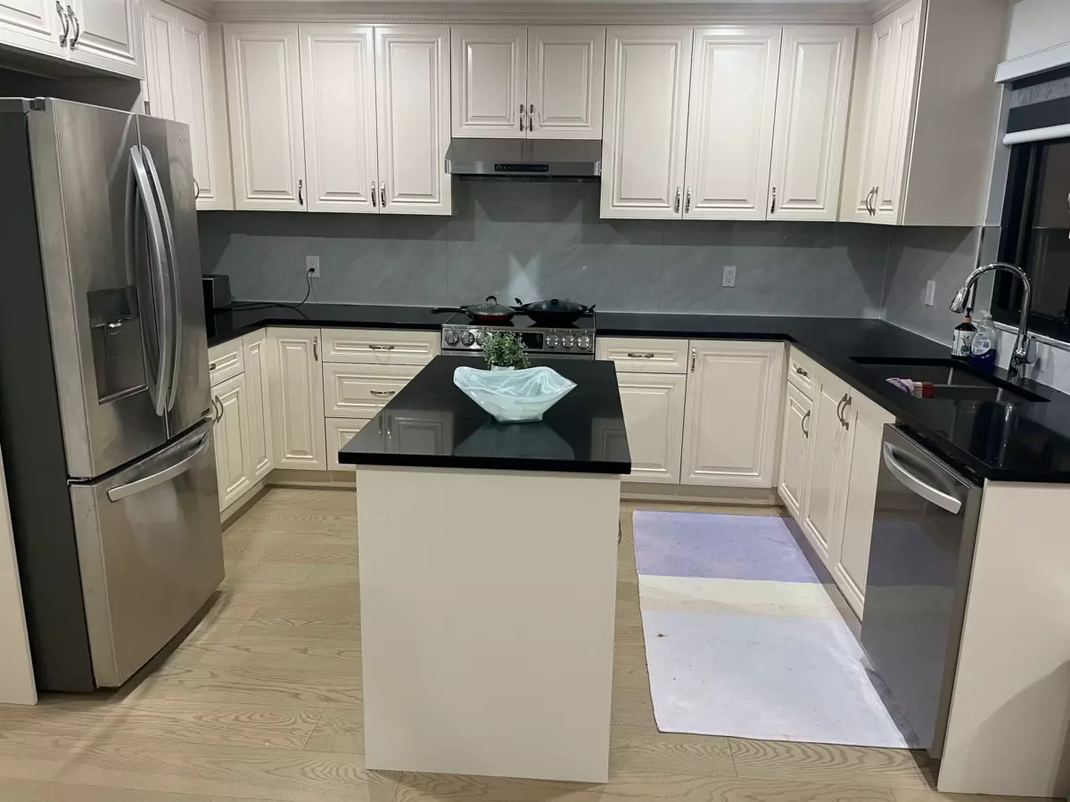 Family Room Photo of 7622 147a Street, Surrey, BC