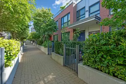 6426 Ash Street, Vancouver, BC, Vancouver — Townhouse for sale