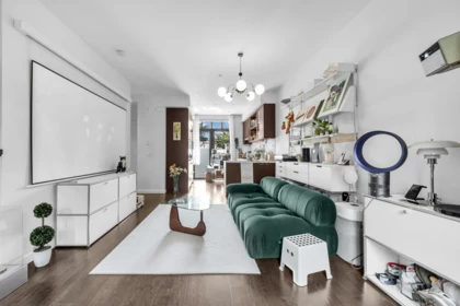 6426 Ash Street, Vancouver, BC, Vancouver — Townhouse for sale