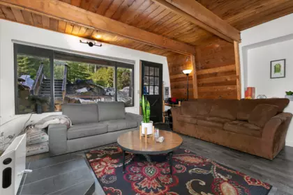 8160 Alpine Way, Whistler, BC, Whistler — Single Family Residence for sale