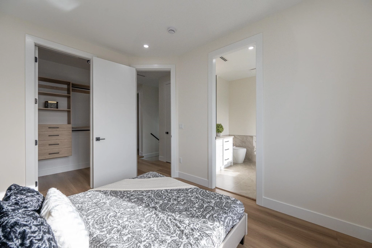 Garden / Landscaping Photo of 103 1149 Dansey Avenue, Coquitlam, BC