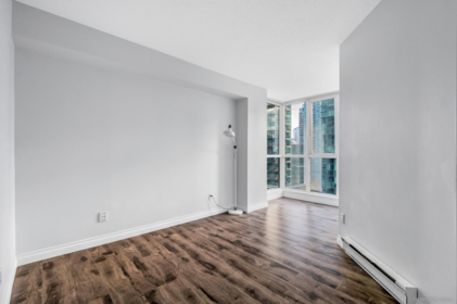 Breakfast Nook Photo of 1806 588 Broughton Street, Vancouver, BC