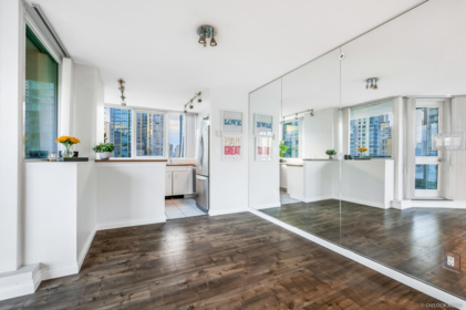 Powder Room Photo of 1806 588 Broughton Street, Vancouver, BC