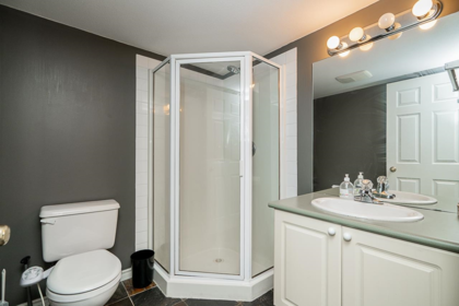 Hallway Photo of 1 14877 58 Avenue, Surrey, BC
