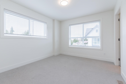 Entry Foyer Photo of 20 23785 Dewdney Trunk Road, Maple Ridge, BC
