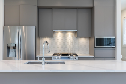 Kitchen Island Photo of 20 23785 Dewdney Trunk Road, Maple Ridge, BC