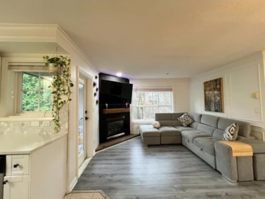 Kitchen Island Photo of 303 8115 121a Street, Surrey, BC