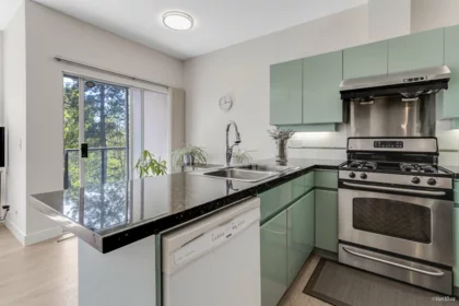 4 2951 Panorama Drive, Coquitlam, BC, Coquitlam — Townhouse for sale