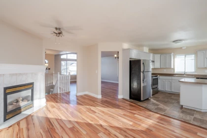 Kitchen Photo of 34732 7 Avenue, Abbotsford, BC