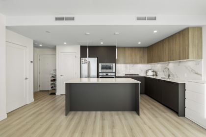 Kitchen Island Photo of 1501 8551 201 Street, Langley, BC