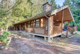 5518 Wakefield Road, Sechelt, BC