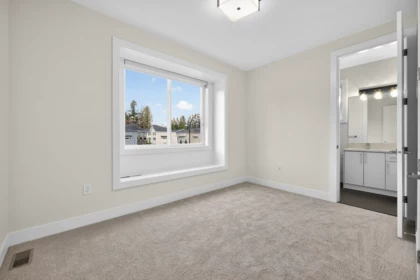 Bedroom 4 Photo of 17126 1 Avenue, Surrey, BC