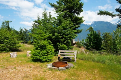 Basement Recreation Room Photo of 970 Mount Artaban Road, Gambier Island, BC