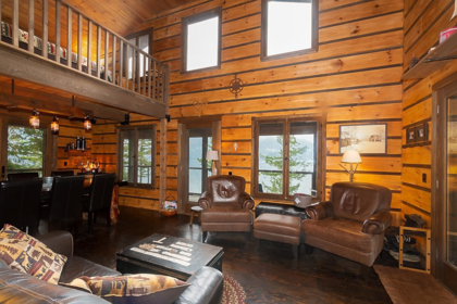 Kitchen Photo of 970 Mount Artaban Road, Gambier Island, BC