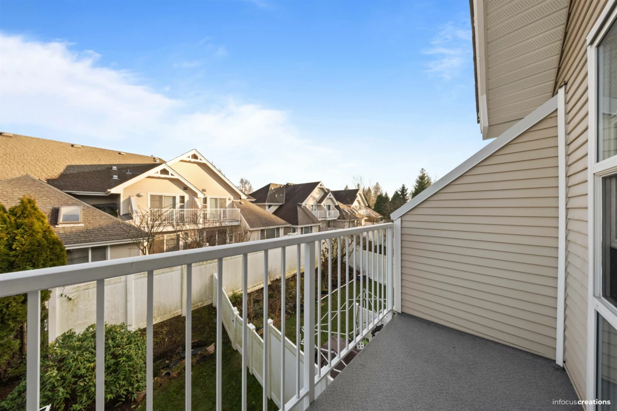 Backyard Photo of 48 13918 58 Avenue, Surrey, BC