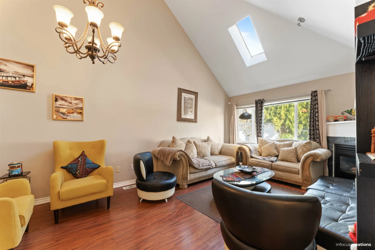 Family Room Photo of 48 13918 58 Avenue, Surrey, BC