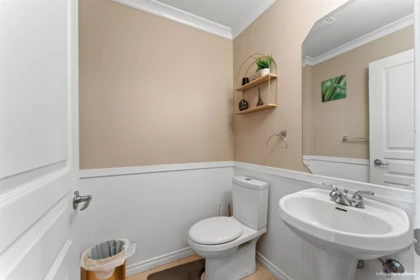 Walk-In Closet Photo of 48 13918 58 Avenue, Surrey, BC
