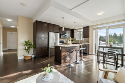 Kitchen Island Photo of 3314 2180 Kelly Avenue, Port Coquitlam, BC