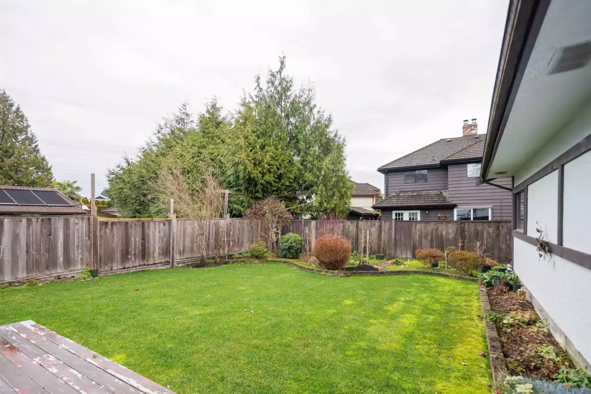 Outdoor Deck Photo of 7720 No. 1 Road, Richmond, BC