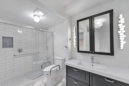 Walk-In Closet Photo of 103 22241 Selkirk Avenue, Maple Ridge, BC