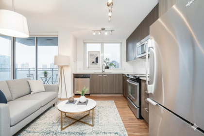 2709 13325 102a Avenue, Surrey, BC, Whalley — 1 bed apartment/condo for sale