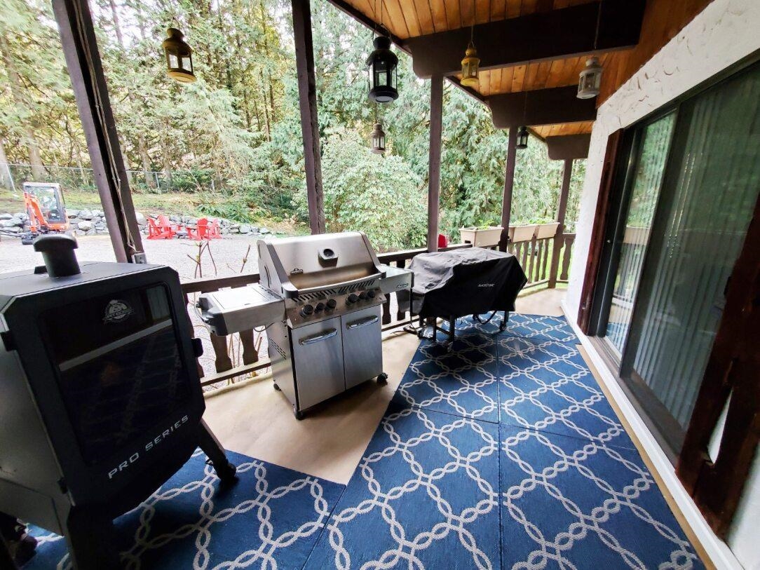 Garden / Landscaping Photo of 25855 112 Avenue, Maple Ridge, BC