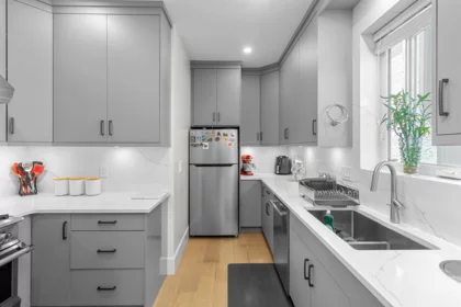 Primary Bathroom Photo of 7662 French Street, Vancouver, BC
