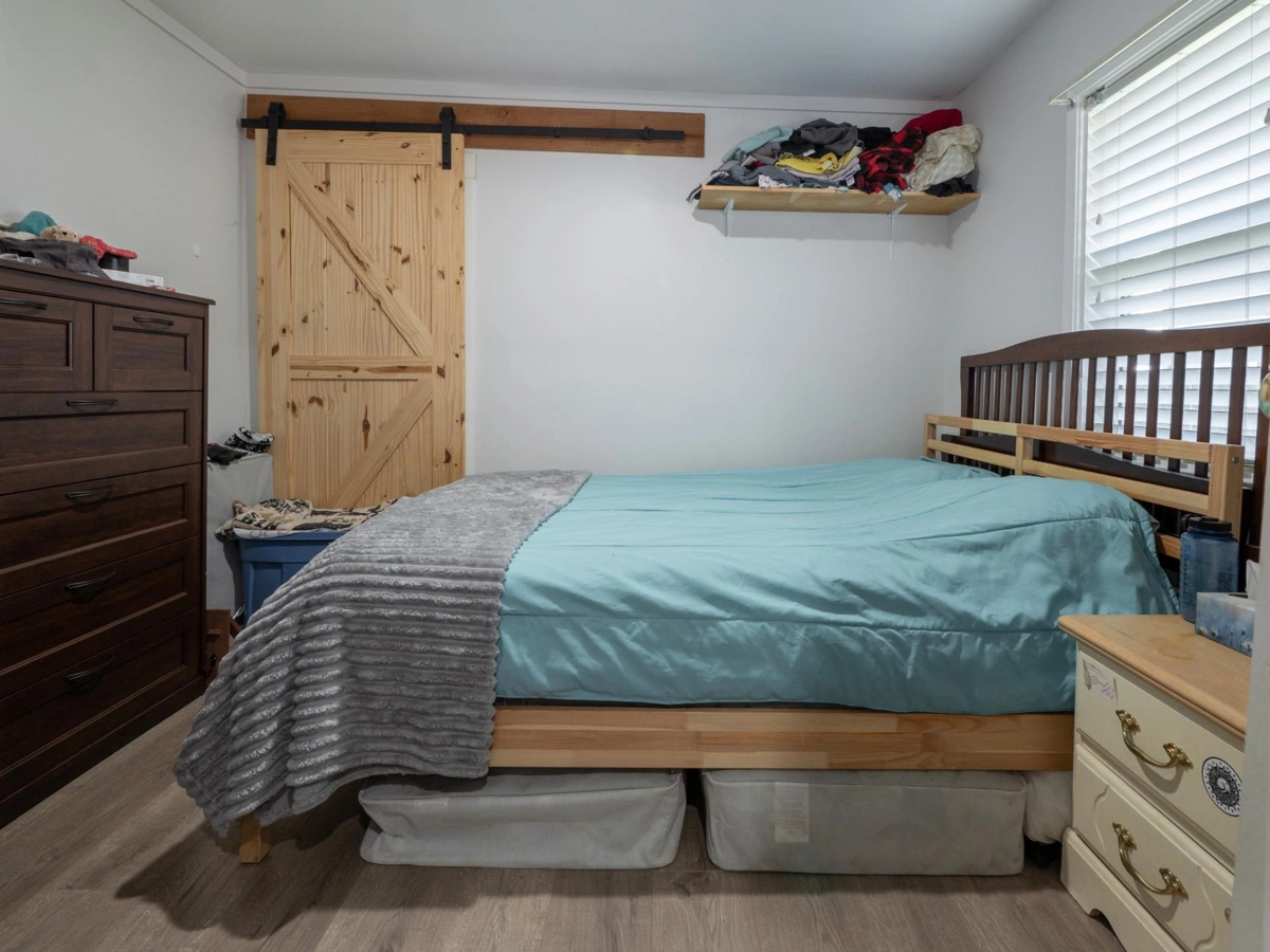 Backyard Photo of 716/718 Hillcrest Road, Gibsons, BC