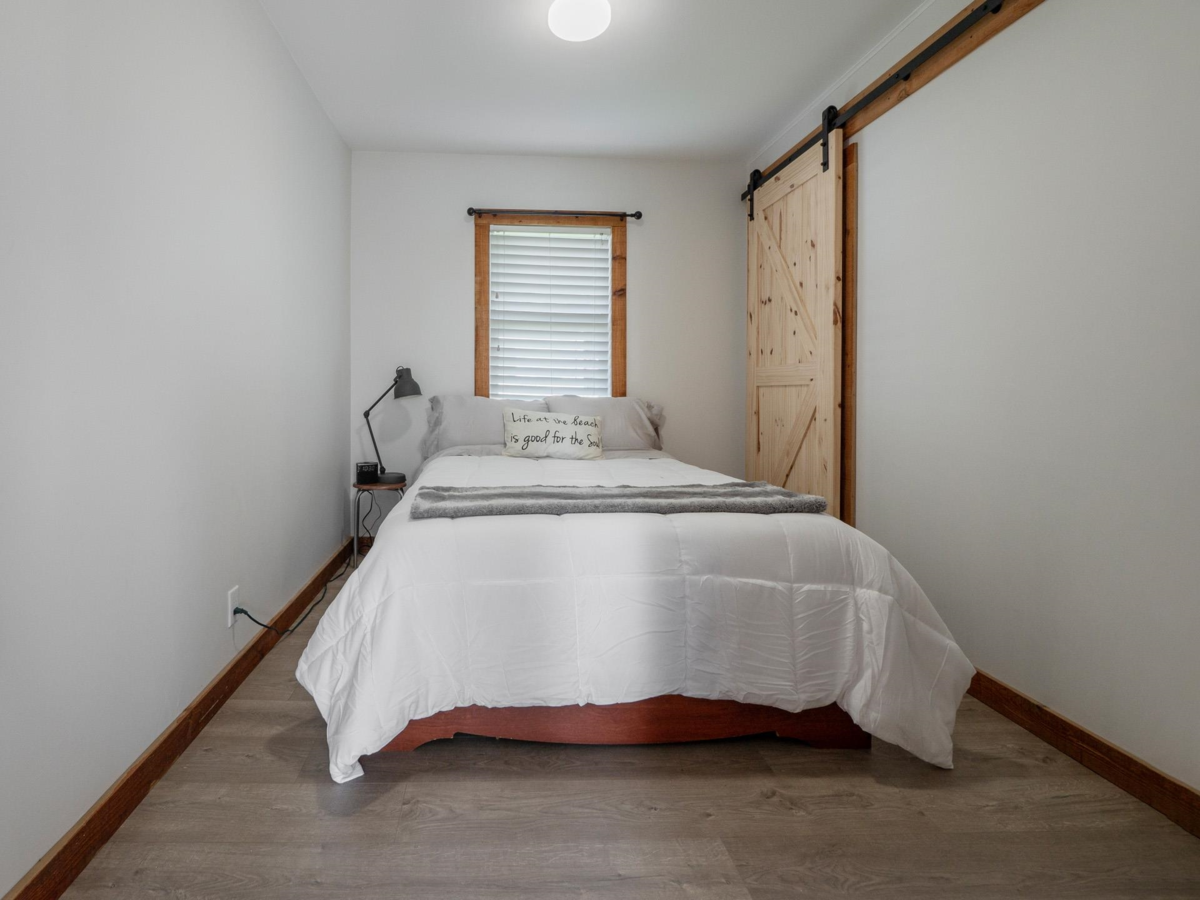 Bedroom 3 Photo of 716/718 Hillcrest Road, Gibsons, BC